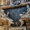 Kościół Santa Maria dei Miracoli, płyta nagrobna upamiętniająca markiza Benedetto Gastaldiego, anioły - Antonio Raggi