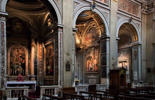 Santa Maria in Monserrato, wnętrze