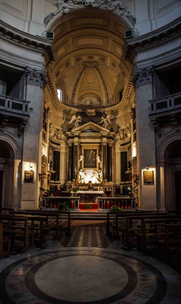 Church of Santa Maria in Montesanto, main altar