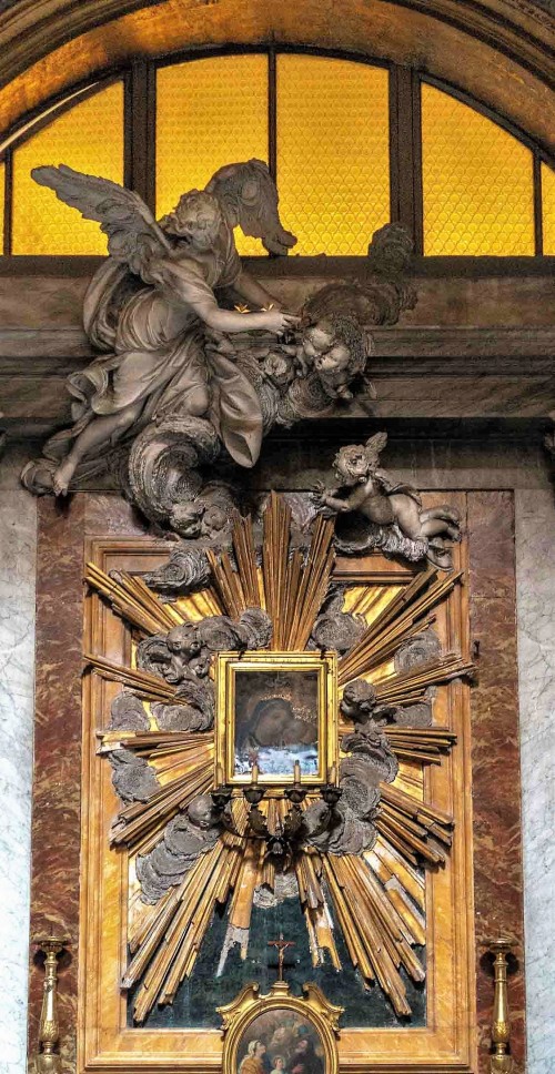San Nicola da Tolentino, kaplica Najświętszej Marii Dobrej Rady, dekoracją z XVIII w.