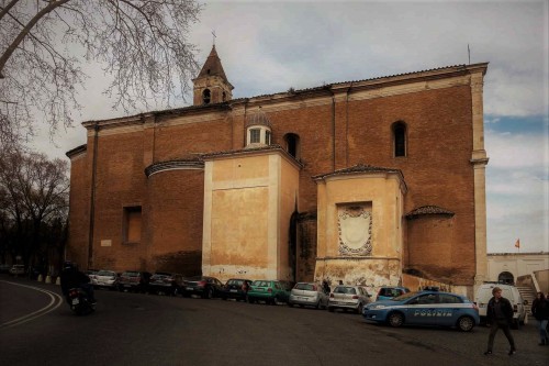 San Pietro in Montorio, kaplica Raimondi (po prawej) i kaplica Piety (po lewej)