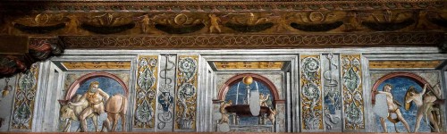 Palazzo Venezia, Sala dei Paramenti, fryz z czynami Herkulesa