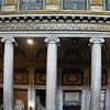 Bazylika Santa Maria Maggiore, mozaiki nawy głównej, architraw i rząd jońskich kolumn