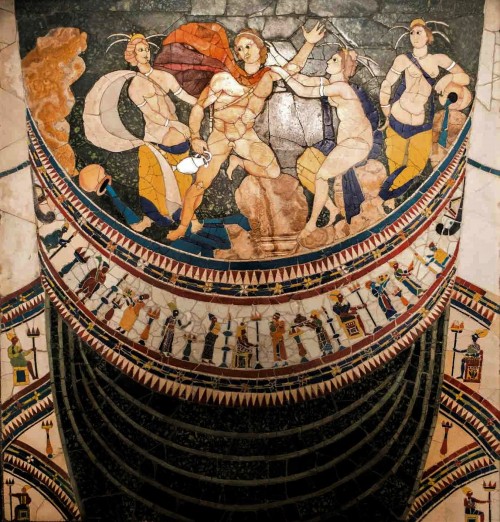 Płyta ścienna z niezachowanej świątyni Sant'Andrea Catabarbara, scena mitologiczna, Palazzo Massimo (Museo Nazionale Romano)