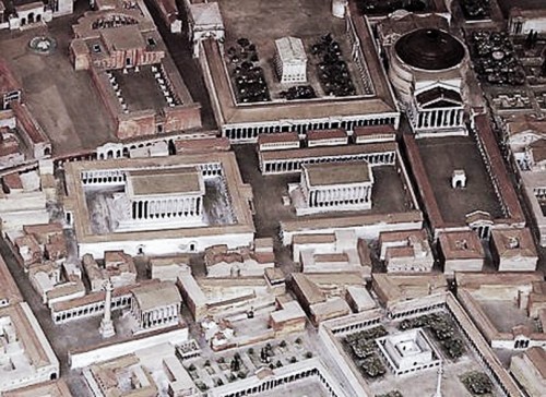 Pantheon and the temple courtyard in ancient times, pic. Wikipedia