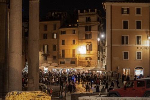 Piazza della Rotonda w nocy