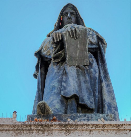 Statue of Giordano Bruno, Ettore Ferrari