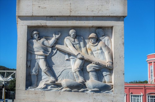 Ponte Duca d'Aosta, one of the bas-reliefs commemorating the deeds of Italian soldiers during World War I