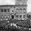 Marsz czarnych koszul przed pałacem  królewskim na Kwirynale, październik 1922 r., zdj. WIKIPEDIA