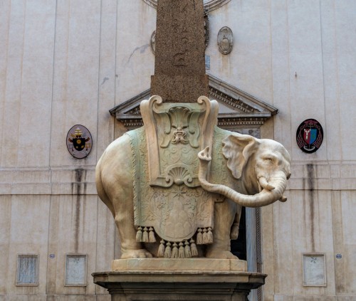 Minerva Obelisk according to the design of Gian Lorenzo Bernini