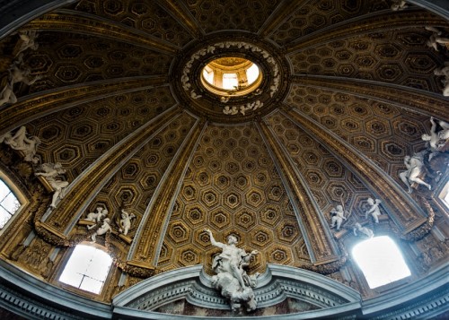 Church of Sant'Andrea al Quirinale, stucco decorations at the base of the dome, Antonio Raggi