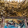 Sant'Andrea al Quirinale, oprawa ołtarza głównego, dekoracje sztukatorskie - Antonio Raggi
