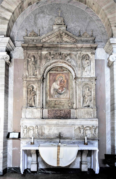 Basilica of Santa Maria del Popolo, sacristy, altar, foundation of cardinal Borgia