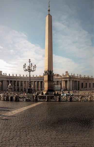 Egyptian obelisk on Piazza di San Pietro