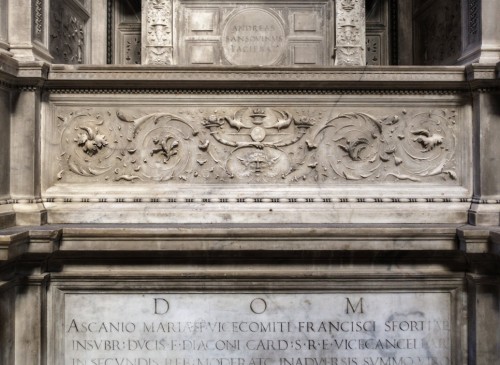 Andrea Sansovino, nagrobek kardynała Ascania Sforzy, fragment dekoracji ornamentalnej, bazylika Santa Maria del Popolo