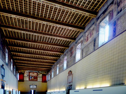 Ospedale di Santo Spirito, fundacja papieża Sykstusa IV, wnętrze z freskami powstałymi za czasów fundatora