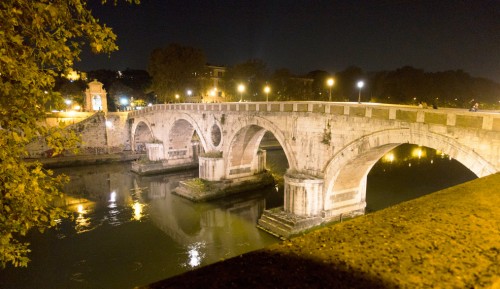 Ponte Sisto, foundation of Pope Sixtus IV