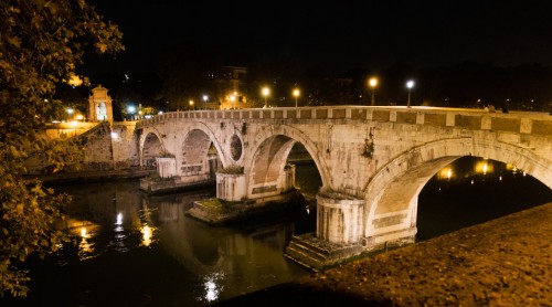 Ponte Sisto, bridge commemorating Pope Sixtus IV