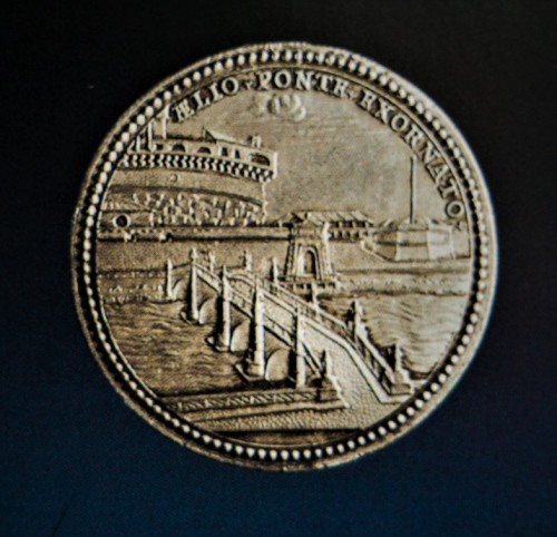 Silver medal showing the bridge S.Angelo - work of Pope Clement IX