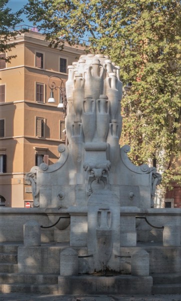 Testaccio, Fontana delle Amfore