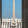 Obelisk Vaticano w centralnej części placu św. Piotra