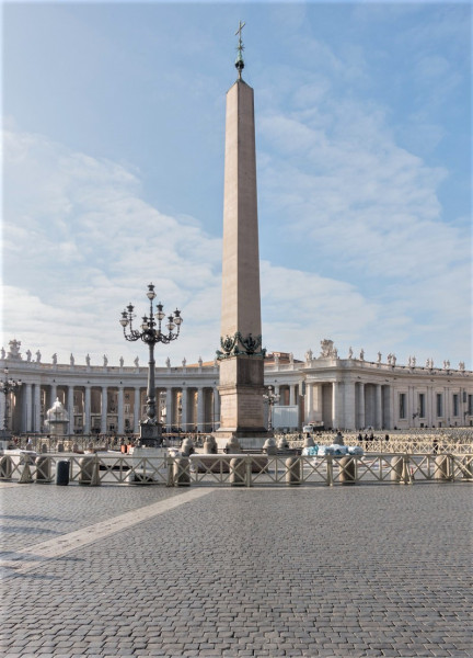 Vaticano Obelisk, St. Peter's Square