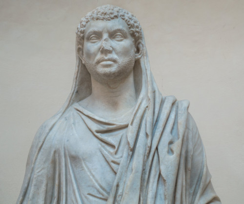 Maxentius as pontifex maximus, Museo archeologico ostiense, Ostia