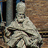 Statue of Pope Sylvester (Lorenzo Ottoni) in the facade of the Church of San Silvestro in Capite
