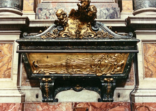 Sarkofag papieża Piusa V, Pierre Le Gros, bazylika Santa Maria Maggiore
