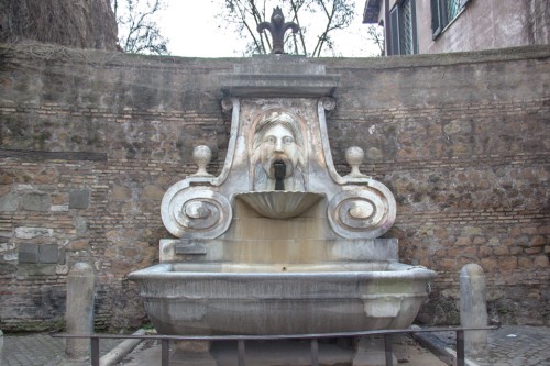 Via Giulia, the fountain del Mascherone at the end of via del Mascherone