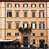 Piazza Farnese, Palazzo Mandosi-Mignanelli, zdj. Wikipedia