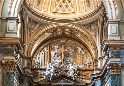 Church of Sant'Apollinare, the culmination of the main altar, angels - Bernardino Ludovisi
