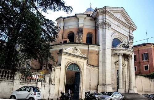 Fasada kościoła Sant'Andrea al Quirinale
