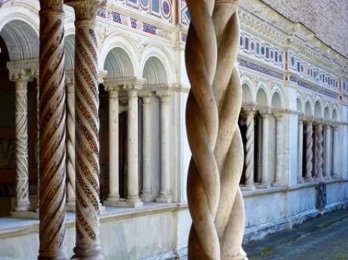 Bazylika San Giovanni in Laterano, krużganki