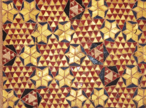 Fragment dawnego ołtarza św. Marii Magdaleny, dekoracje w stylu cosmatesco, krużganki bazyliki San Giovanni in Laterano